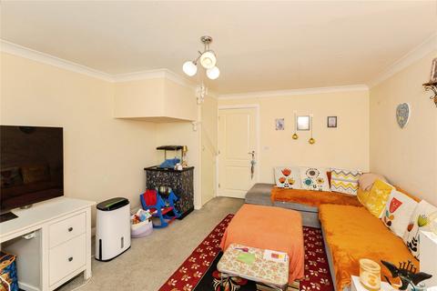 2 bedroom terraced house to rent, Barley Gardens, Winnersh, Wokingham, RG41
