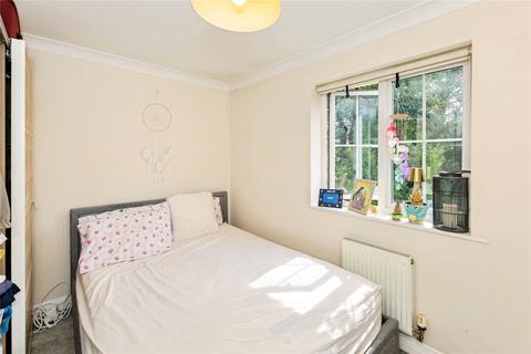 2 bedroom terraced house to rent, Barley Gardens, Winnersh, Wokingham, RG41