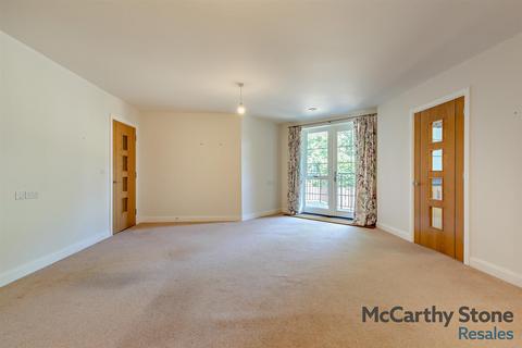 1 bedroom apartment for sale, Lambrook Court, Gloucester Road, Larkhall, Bath