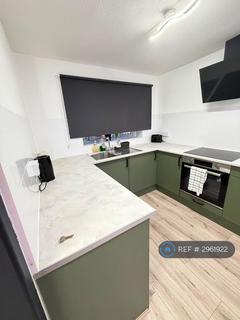 3 bed terraced house for rent in Heather Walk, Crawley, RH11