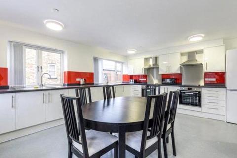 1 bedroom in a flat share to rent, Cowley Road, Oxford, Oxfordshire, OX4
