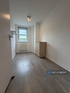 2 bedroom flat to rent, Ford Road, London, E3