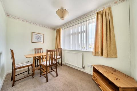 3 bedroom bungalow for sale, Blenheim Drive, Oxfordshire OX28