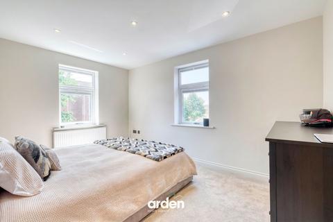 2 bedroom flat for sale, Barnsley Hall Road, Barnsley Court Barnsley Hall Road, B61