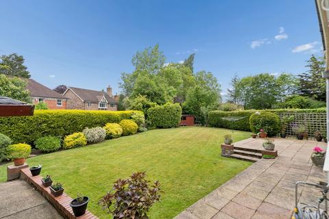 4 bedroom detached house for sale, Blenheim Close, Watford WD19