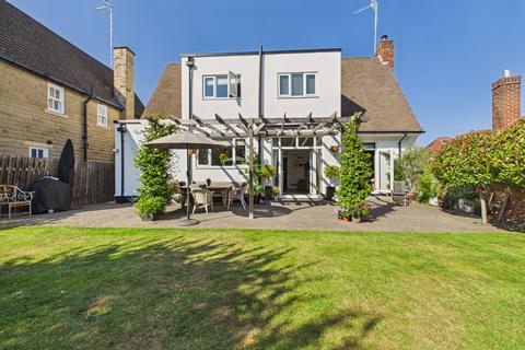 4 bedroom detached house for sale, Springfield Road, Sheffield S7