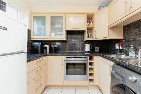 1 bedroom apartment for sale, Rosemont Close, Letchworth Garden City