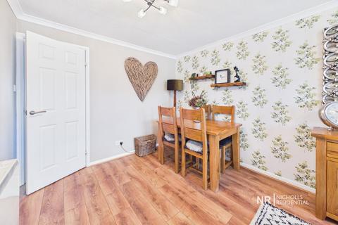 1 bedroom maisonette for sale, West Ewell KT19