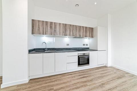 2 bed flat/apartment for rent in Normandy House, Alencon Link, Basingstoke, RG21