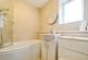 Bowyer Close, Beckton, London, E6 photo 4