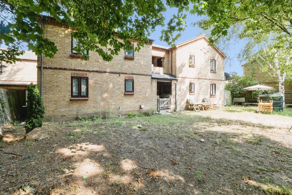 Detached house exterior