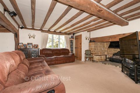 4 bedroom character property for sale, Newchapel Road, Lingfield RH7
