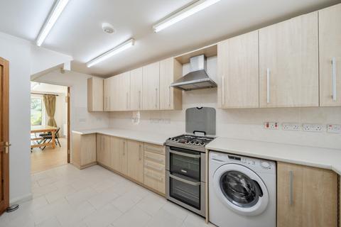 4 bedroom terraced house for sale, Woodridge Way, Northwood