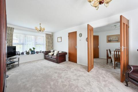 4 bedroom detached house for sale, Northcliffe Close, Worcester Park
