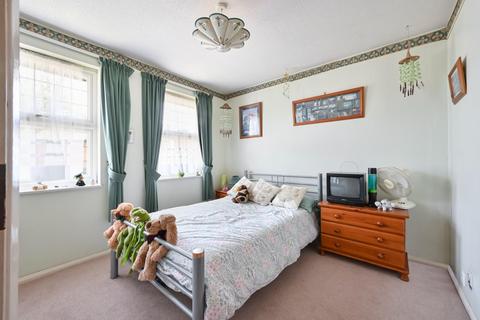 4 bedroom detached house for sale, Northcliffe Close, Worcester Park