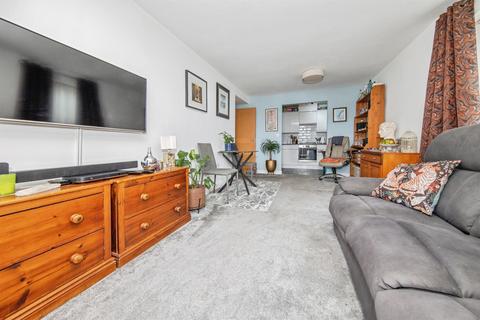 2 bedroom apartment for sale, Reavell Place, Ipswich