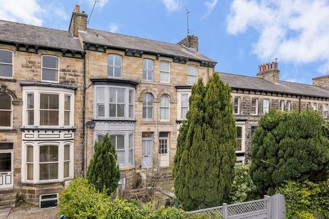 2 bed flat/apartment for rent in Cheltenham Mount, Harrogate, HG1