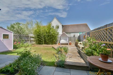 3 bedroom semi-detached house for sale, Furnells Way, Bexhill on Sea, TN40