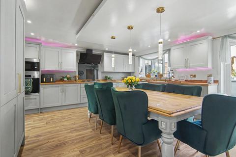 5 bedroom detached house for sale, Ettington Road Coventry CV5 7LD