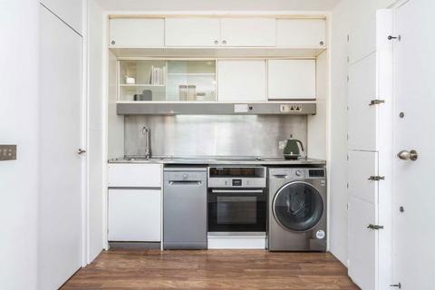 Studio for sale, Barbican, London EC2Y