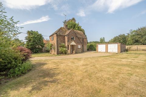 3 bedroom detached house for sale, Highams Lane, Chobham, Woking, Surrey, GU24