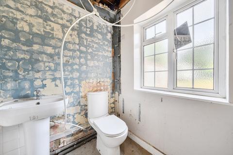 3 bedroom detached house for sale, Highams Lane, Chobham, Woking, Surrey, GU24
