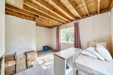 3 bedroom detached house for sale, Highams Lane, Chobham, Woking, Surrey, GU24
