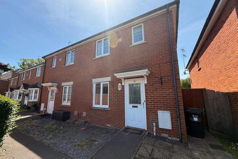 3 bedroom semi-detached house to rent, Barley Gardens, Winnersh, Wokingham, Berkshire, RG41