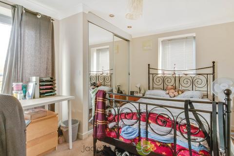 2 bedroom apartment to rent, Colchester CO2