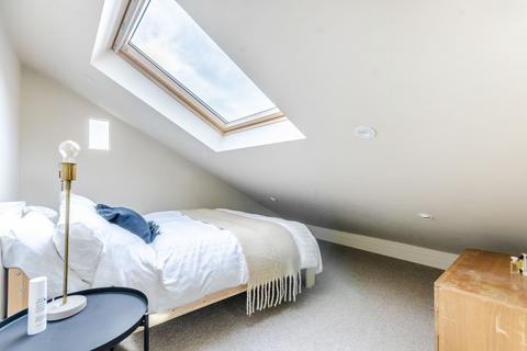 2 bedroom flat to rent, Woolstone Road, Forest Hill, London, SE23