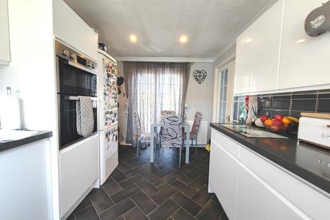 2 bedroom park home for sale, Devon Close, College Town, Sandhurst