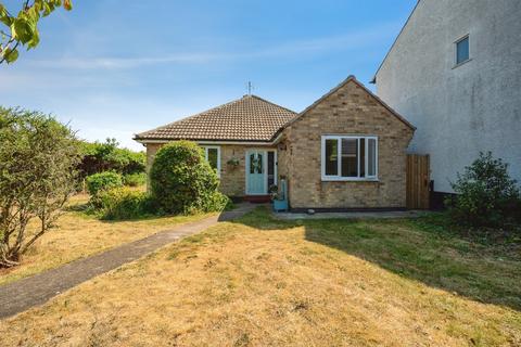 3 bedroom detached bungalow for sale, Hawthorne Avenue, Willerby, Hull