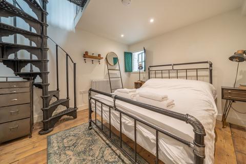 1 bedroom terraced house for sale, Market Square, Kirkby Lonsdale, LA6