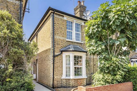 Villiers Road, Kingston KT1