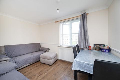 1 bedroom flat for sale, Mile End Road, Stepney, London, E1