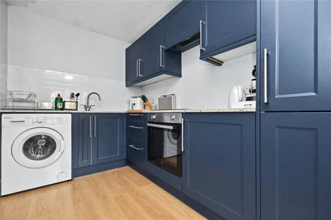 2 bedroom apartment for sale, Pavilion Gardens, Farsley, Pudsey, West Yorkshire