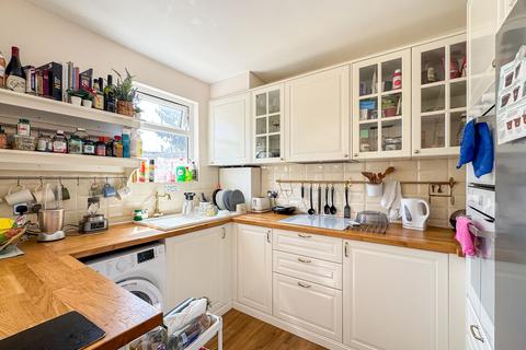 3 bedroom semi-detached house to rent, Fernside Avenue, London, NW7