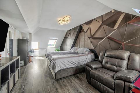 6 bedroom house for sale, Chamberlayne Road, London NW10