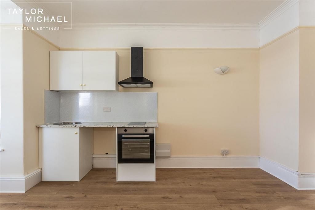 House in Hove, Brunswick - View 4