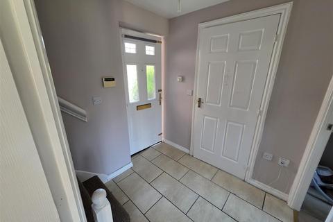 3 bedroom end of terrace house to rent, Madison Park, Westhoughton, Bolton