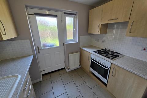 3 bedroom end of terrace house to rent, Madison Park, Westhoughton, Bolton