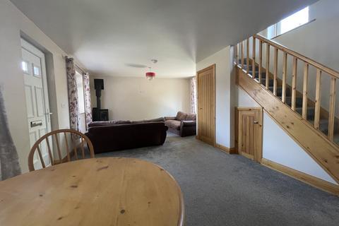 2 bedroom house to rent, Gowan Crescent, Staveley.