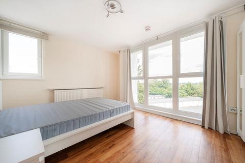 undefined, Manor Court, Weybridge KT13