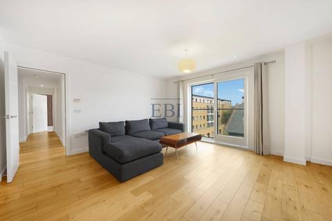 3 bedroom apartment for sale, 1 Forge Square, London, E14