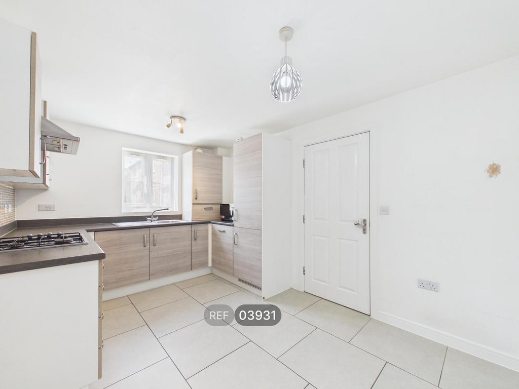 House in Ashfield, Broomhill, Hucknall - View 4
