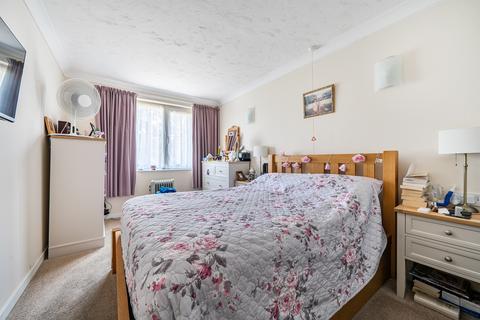undefined, Village Road, Enfield