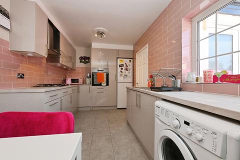 3 bedroom terraced house for sale, Stortford Road, Hoddesdon