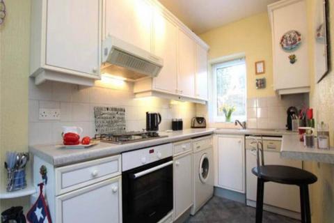 3 bedroom house to rent, Willrose Crescent, Abbey Wood, London
