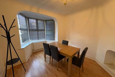 3 bedroom house to rent, Willrose Crescent, Abbey Wood, London