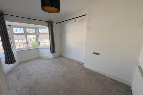 3 bedroom house to rent, Willrose Crescent, Abbey Wood, London
